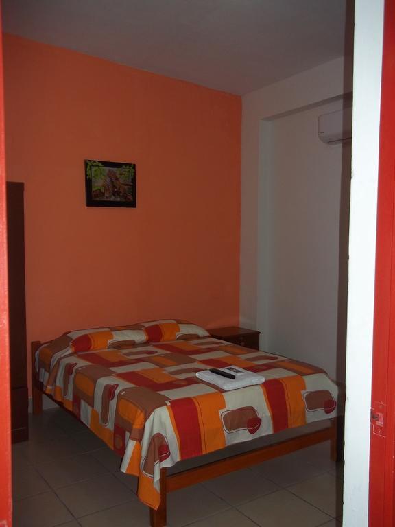 Hotel Casa Linda II Iquitos Habitación foto